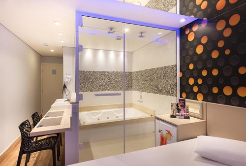 Imagen de la habitación del Motel Azure (adults Only). Foto 8