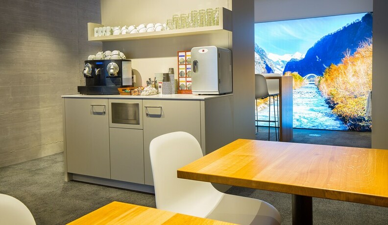 Imagen del bar/restaurante del Motel B Smart Landquart. Foto 15