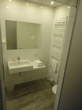 Imagen de la habitación del Motel Baden, Baden. Foto 16