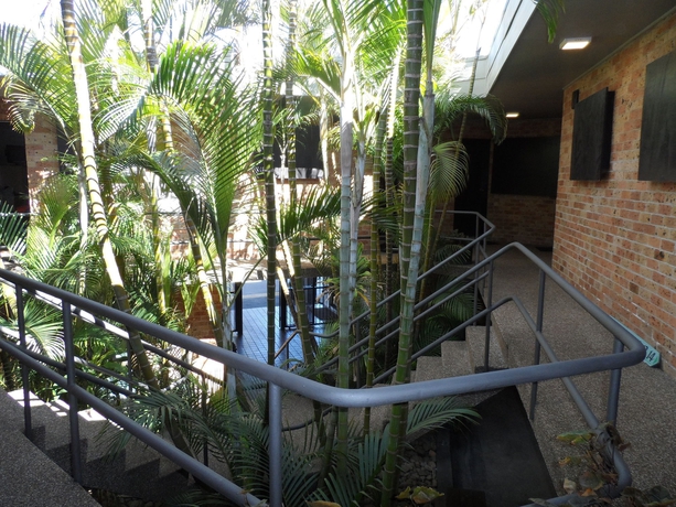 Imagen de los exteriores del Motel Bankstown 10. Foto 13