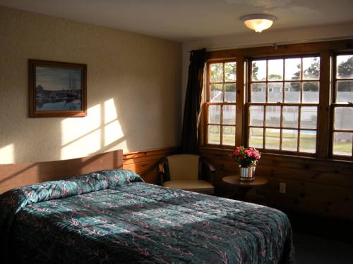 Imagen de la habitación del Motel Bass River. Foto 16