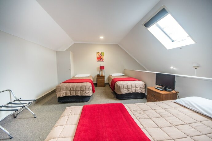 Imagen de la habitación del Motel Bay Palm. Foto 32