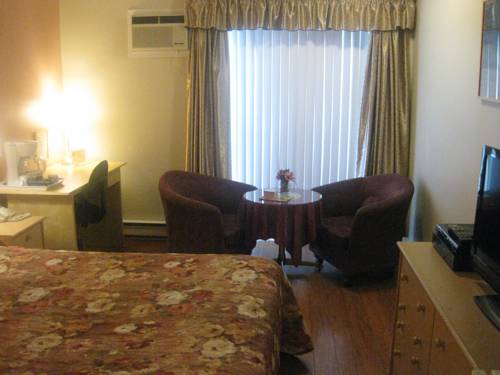 Imagen de la habitación del Motel Bel-eau. Foto 3