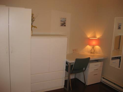 Imagen de la habitación del Motel Bel-eau. Foto 6