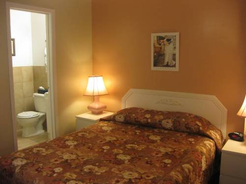 Imagen de la habitación del Motel Bel-eau. Foto 8