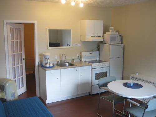 Imagen de la habitación del Motel Bel-eau. Foto 9