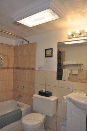 Imagen de la habitación del Motel Bel-eau. Foto 13