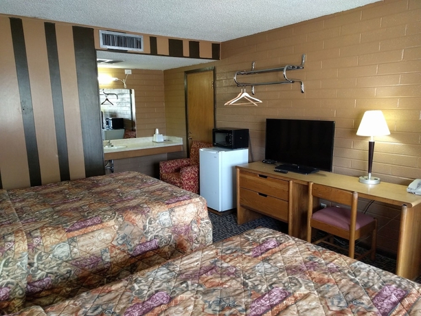 Imagen de la habitación del Motel Belle-aire. Foto 10