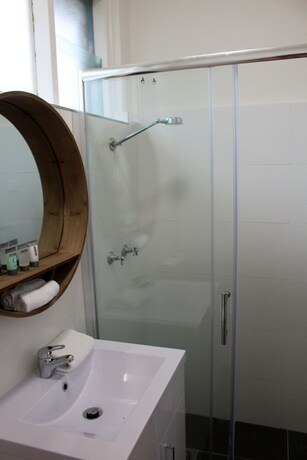 Imagen de la habitación del Motel Belmont Palms. Foto 30