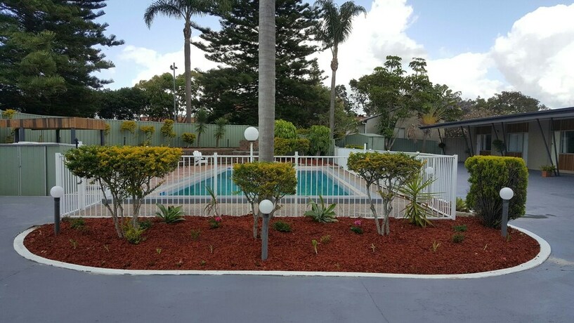 Imagen de los exteriores del Motel Belmont Palms. Foto 34