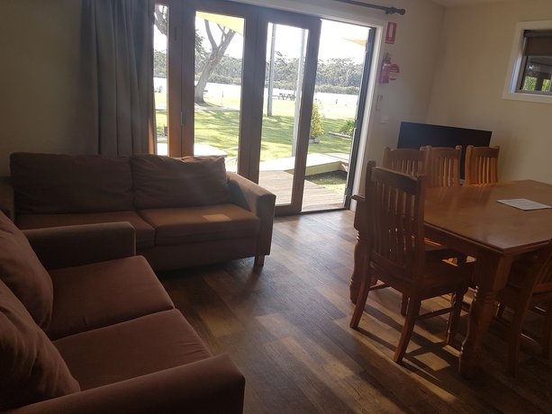 Imagen de la habitación del Motel Bentley Waterfront and Cottages. Foto 16