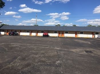 Imagen de los exteriores del Motel Bestway. Foto 10