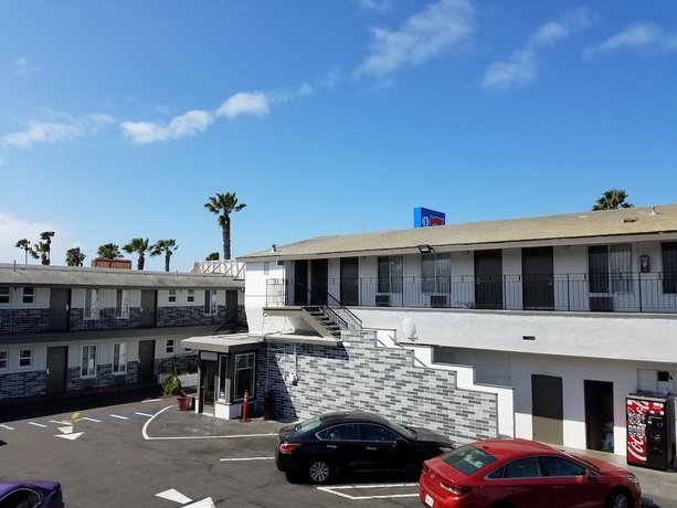 Imagen de los interiores del Motel Big 7. Foto 12