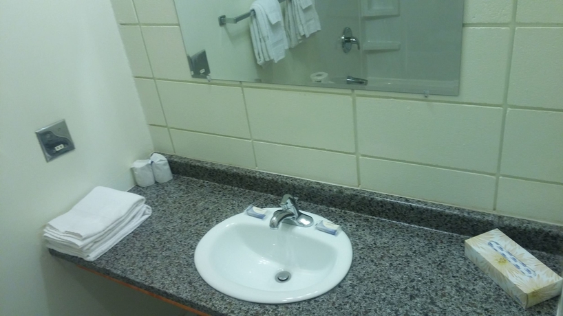 Imagen de la habitación del Motel Big Rock. Foto 8
