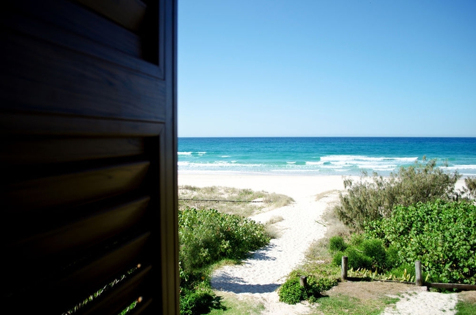 Imagen de los exteriores del Motel Bilinga Beach. Foto 8