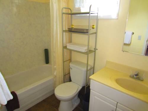 Imagen de la habitación del Motel Black Sea, Penticton. Foto 2