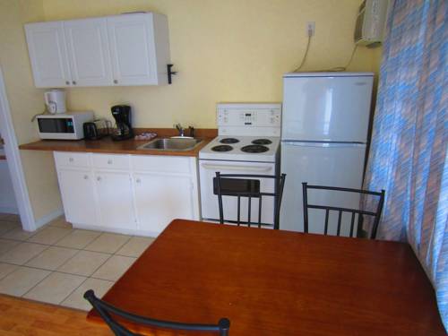 Imagen de la habitación del Motel Black Sea, Penticton. Foto 4