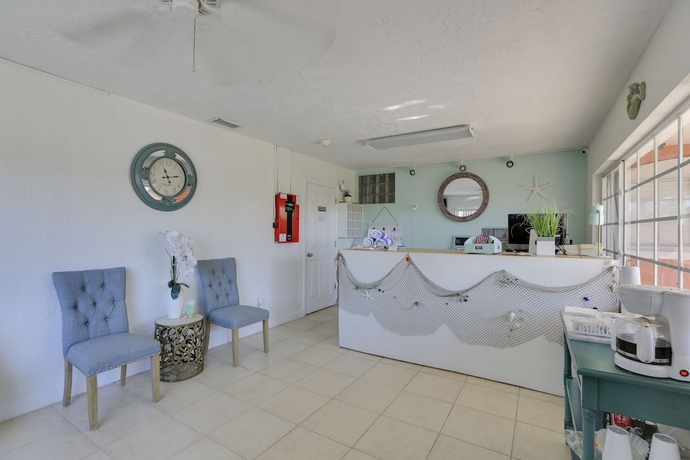 Imagen de los interiores del Motel Blind Pass Resort. Foto 19