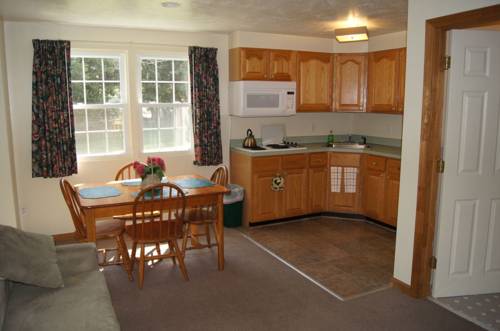 Imagen de la habitación del Motel Blue Spruce and Townhouses. Foto 5