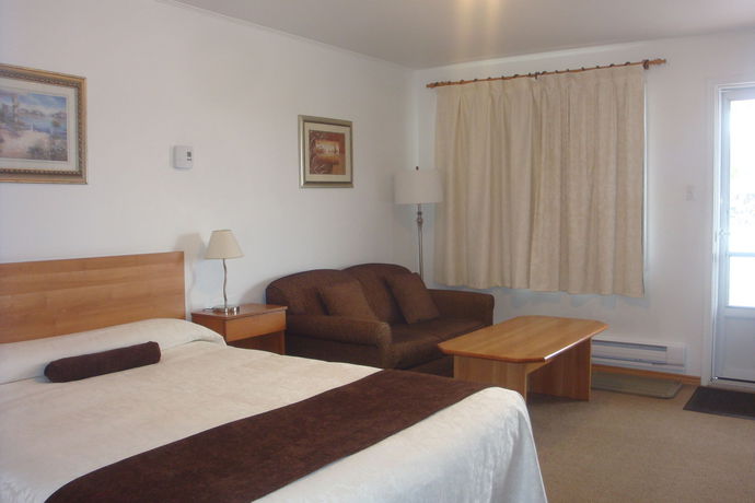 Imagen de los exteriores del Motel Bo-mark. Foto 7