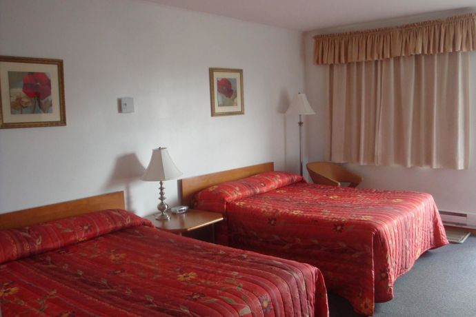 Imagen de los exteriores del Motel Bo-mark. Foto 12