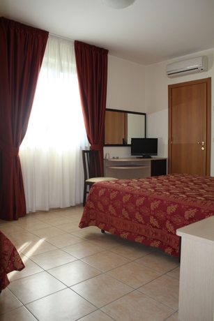 Imagen de la habitación del Motel Boston, Silvi. Foto 5