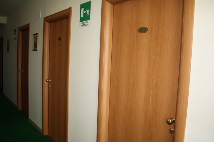 Imagen de los interiores del Motel Boston, Silvi. Foto 13