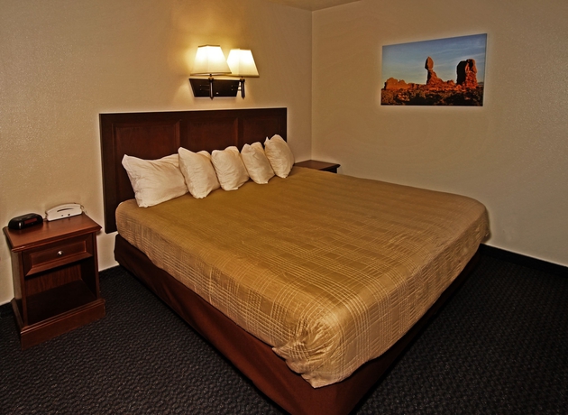 Imagen de la habitación del Motel Bowen. Foto 15