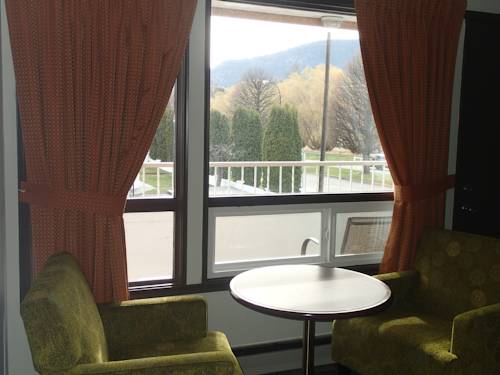 Imagen de la habitación del Motel Bowmont. Foto 9