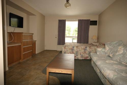 Imagen de la habitación del Motel Bowmont. Foto 15