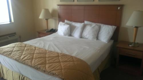 Imagen de la habitación del Motel Branford. Foto 10