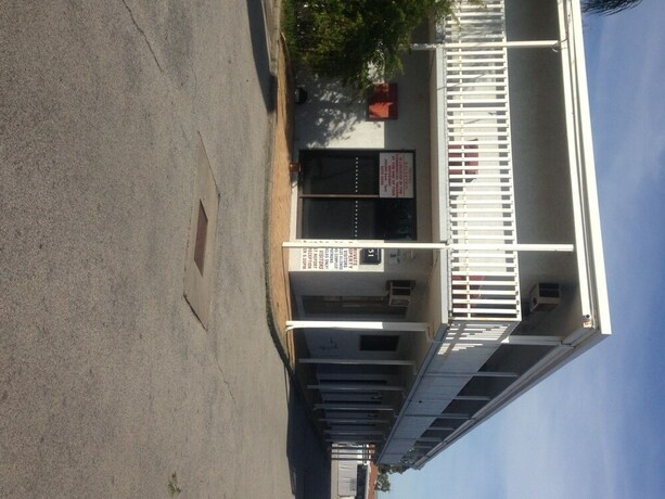 Imagen general del Motel Budget. Foto 2