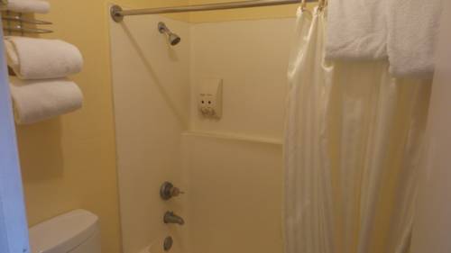 Imagen de la habitación del Motel Budget Inn San Gabriel. Foto 6