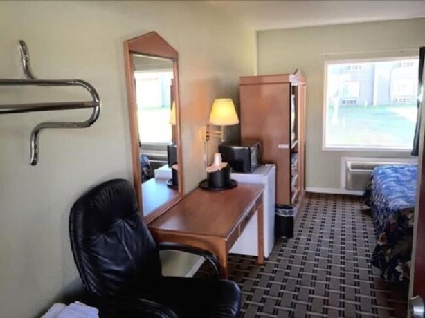 Imagen de la habitación del Motel Budget Inn, Tallahassee. Foto 11