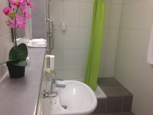 Imagen de la habitación del Motel Budget Self Check-in. Foto 2