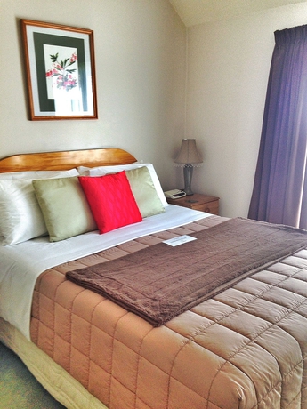 Imagen de la habitación del Motel Bush Inn Court. Foto 13