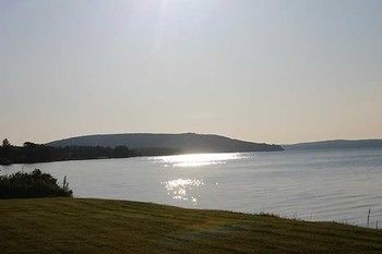 Imagen de los exteriores del Motel Cabot Trail. Foto 8