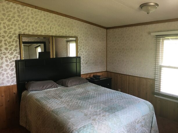 Imagen de la habitación del Motel Cadiz by OYO on route 250. Foto 15