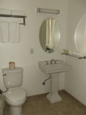 Imagen de la habitación del Motel Cambria Palms. Foto 6