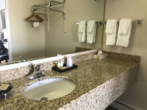 Imagen de la habitación del Motel Canadian North Battleford. Foto 5