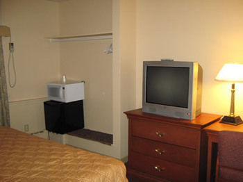 Imagen de la habitación del Motel Canadiana. Foto 4
