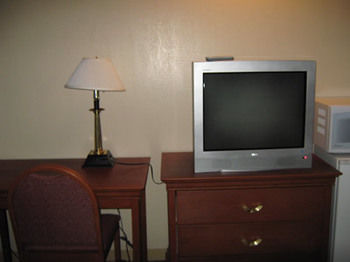 Imagen de los interiores del Motel Canadiana. Foto 15