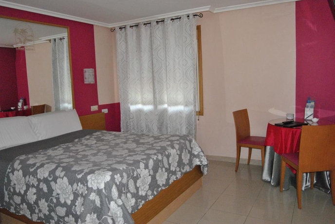 Imagen general del Motel Cancun Oviedo. Foto 5