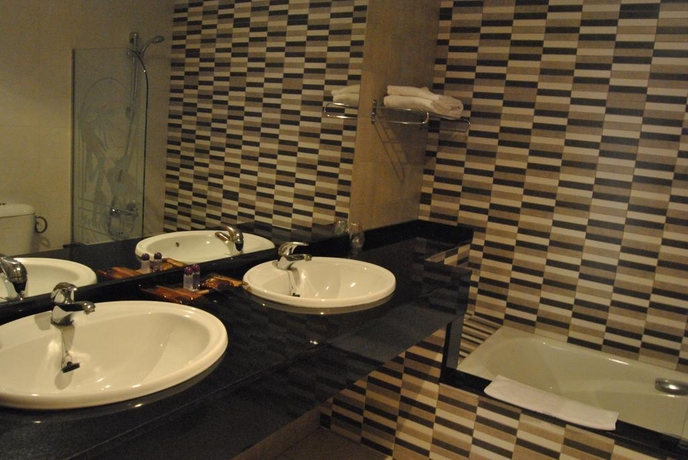 Imagen general del Motel Cancun Oviedo. Foto 9