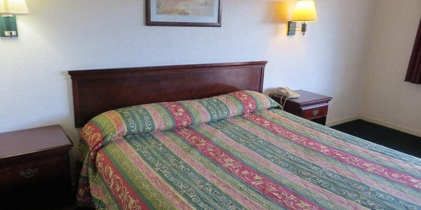 Imagen de la habitación del Motel Capri, Redwood Junction. Foto 8