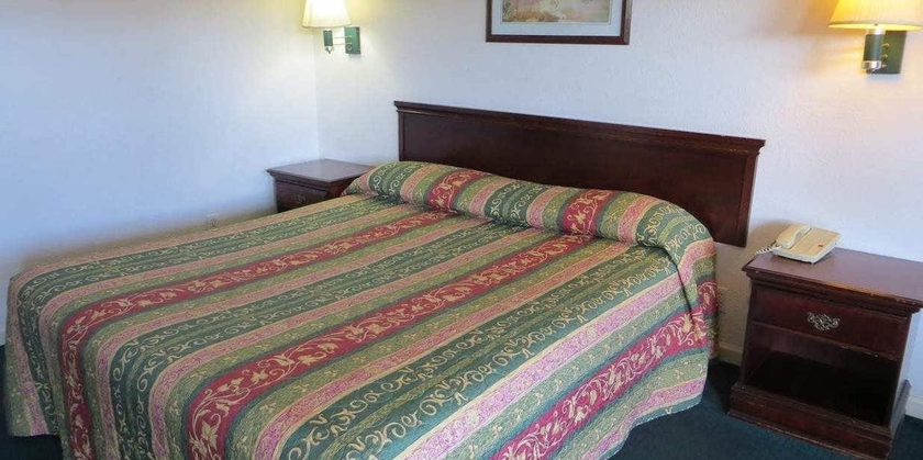 Imagen de la habitación del Motel Capri, Redwood Junction. Foto 9