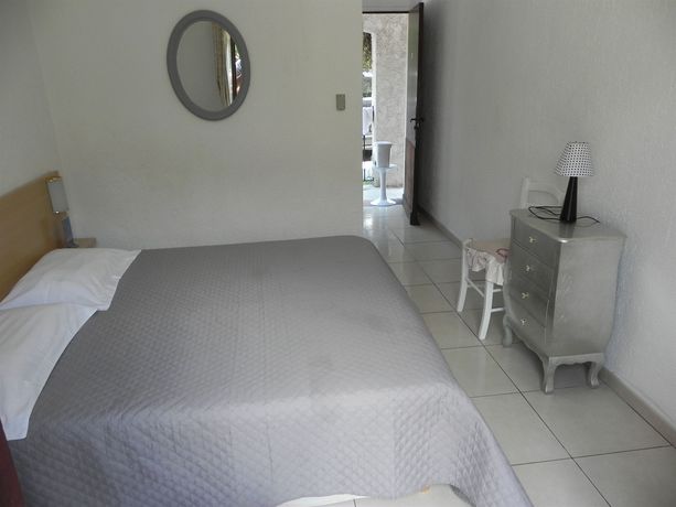 Imagen de los exteriores del Motel Capsol. Foto 16