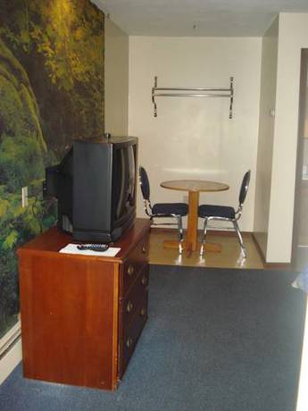 Imagen de la habitación del Motel Cedar Grove. Foto 5