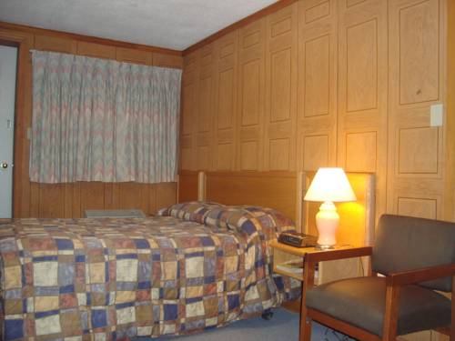 Imagen de la habitación del Motel Cedar Lane. Foto 15