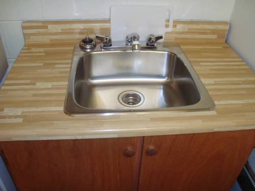 Imagen de la habitación del Motel Cedar Lane. Foto 16